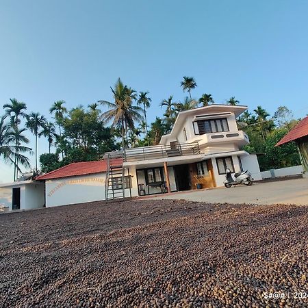 Streaming Valley Independent Coffee Estate Stay Madikeri Luaran gambar